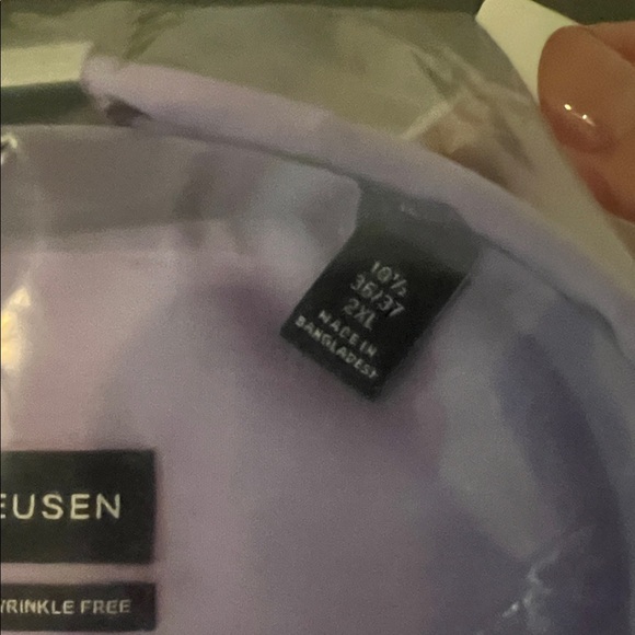 Van Heusen Purple Dress Shirt. Blk Fri deal $20 - Picture 7 of 9